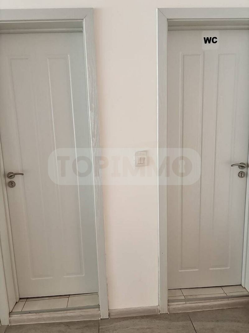 Дава под наем ОФИС, гр. Варна, ЖП Гара, снимка 7 - Офиси - 53246040