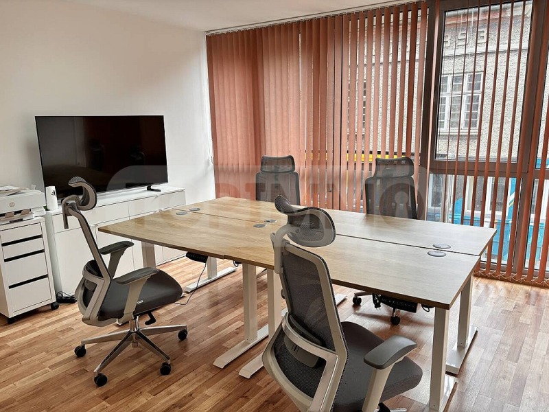 Дава под наем ОФИС, гр. Варна, ЖП Гара