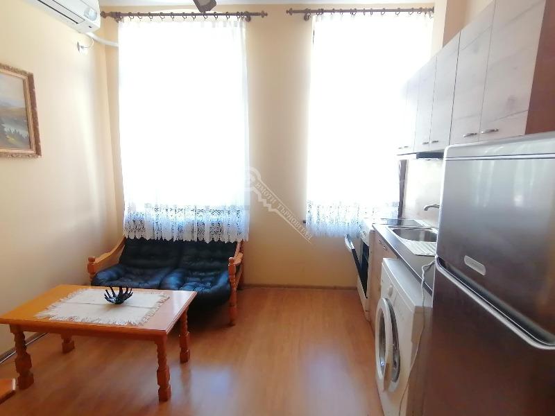 Издаје се  1 спаваћа соба Велико Тарново , Центар , 50 м2 | 81159362 - слика [3]