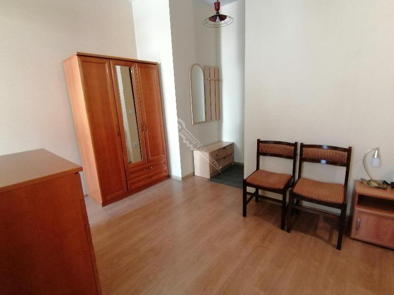 Издаје се  1 спаваћа соба Велико Тарново , Центар , 50 м2 | 81159362 - слика [5]