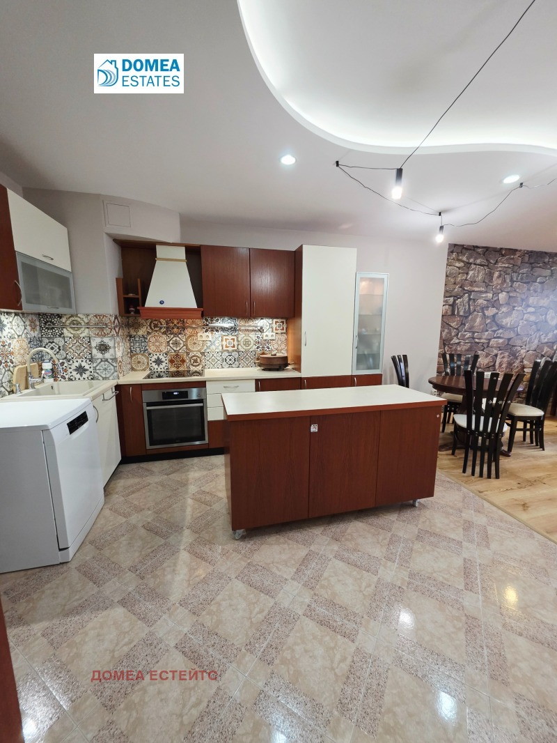 Da affittare  3 camere da letto Sofia , Borovo , 140 mq | 71834553