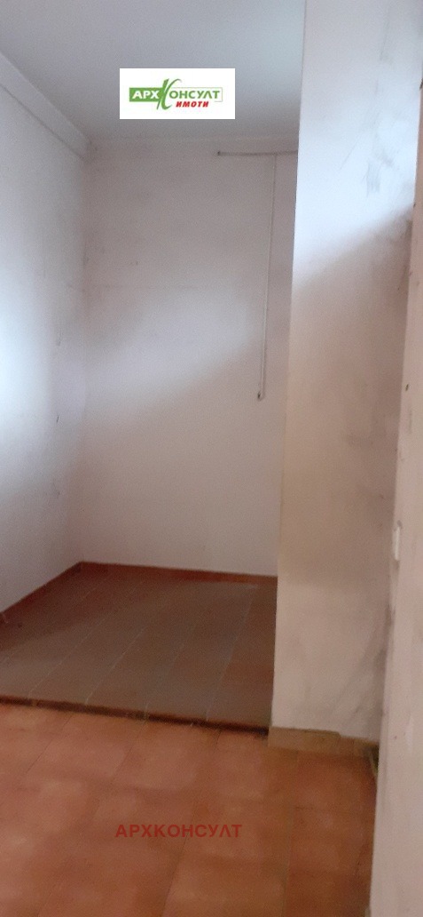 Дава под наем МАГАЗИН, гр. София, Банишора, снимка 8 - Магазини - 54027537