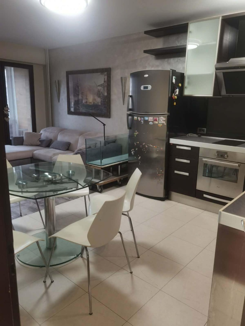 Дава под наем 3-СТАЕН, гр. София, Илинден, снимка 4 - Апартаменти - 53245227