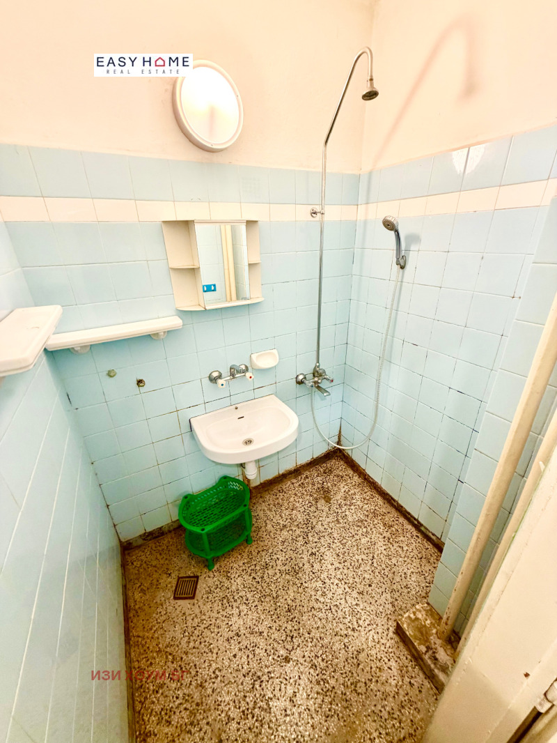 Дава под наем 3-СТАЕН, гр. София, Толстой, снимка 9 - Апартаменти - 53510376