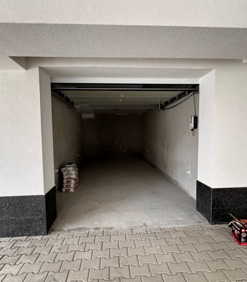 Дава под наем ГАРАЖ, ПАРКОМЯСТО, гр. София, Люлин 8, снимка 3 - Гаражи и паркоместа - 53174502