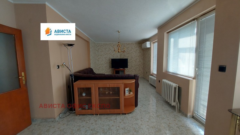 Дава под наем 3-СТАЕН, гр. София, Лозенец, снимка 3 - Апартаменти - 52734744