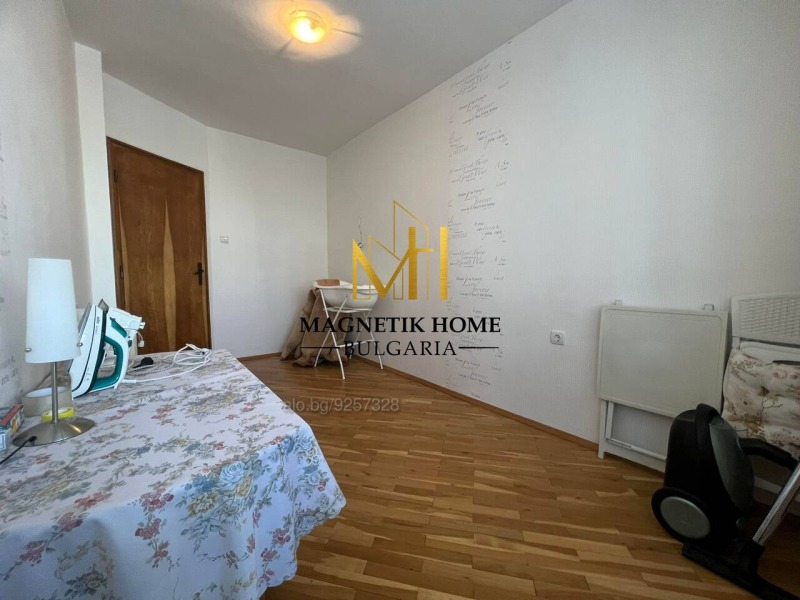 Zu vermieten  3+ Schlafzimmer Burgas , Zentar , 139 qm | 37225072 - Bild [7]