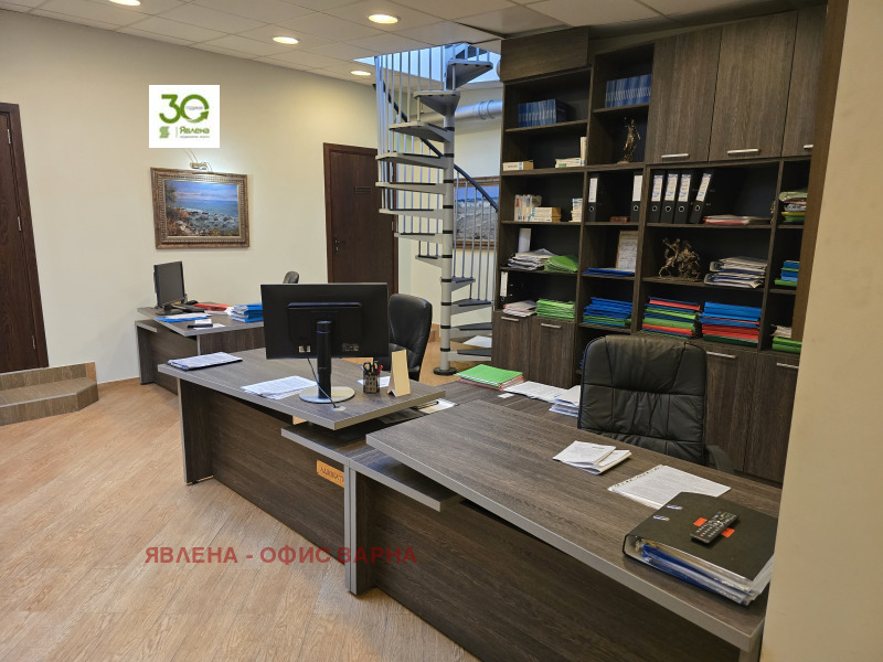 Под наем ОФИС, град Варна, ВИНС-Червен площад • 2000 € / 3911.66 лв. • 84540895 1