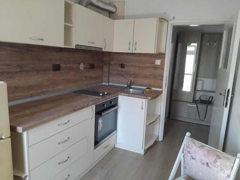 Kiralık  Stüdyo Ruse , Şirok centar , 40 metrekare | 87755518