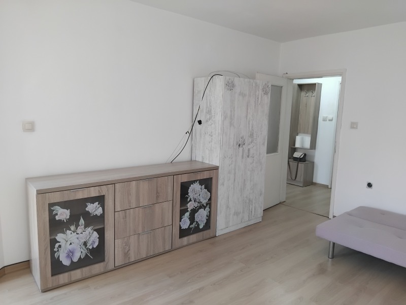 Do wynajęcia  Studio Ruse , Szirok centar , 40 mkw | 87755518 - obraz [11]