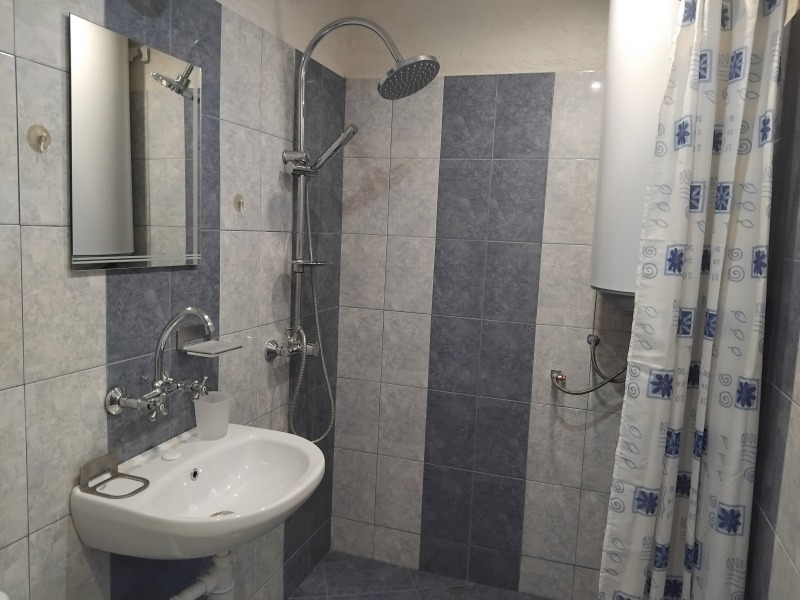 Te huur  Studio Ruse , Sjirok tsentar , 40 m² | 87755518 - afbeelding [6]