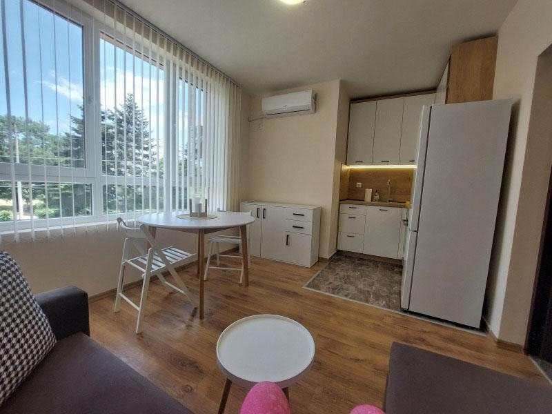 De inchiriat  1 dormitor Burgas , Meden rudnic - zona B , 62 mp | 33422295 - imagine [2]