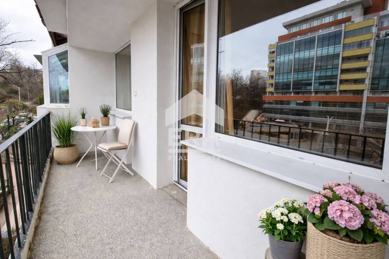 Дава под наем 3-СТАЕН, гр. София, Лозенец, снимка 10 - Апартаменти - 53887518