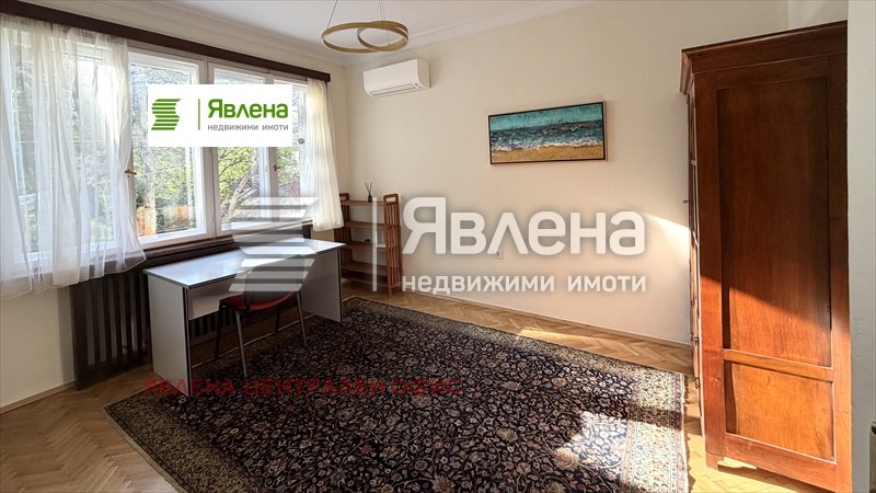 Дава под наем 3-СТАЕН, гр. София, Център, снимка 3 - Апартаменти - 54743679