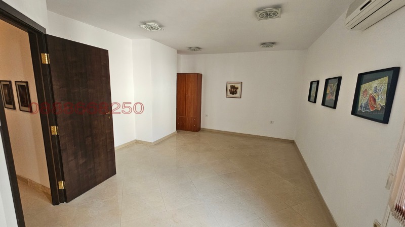 Προς ενοικίαση  Γραφείο Βαρνα , Βηζνεσ χοτελ , 60 τ.μ | 51915879 - εικόνα [2]