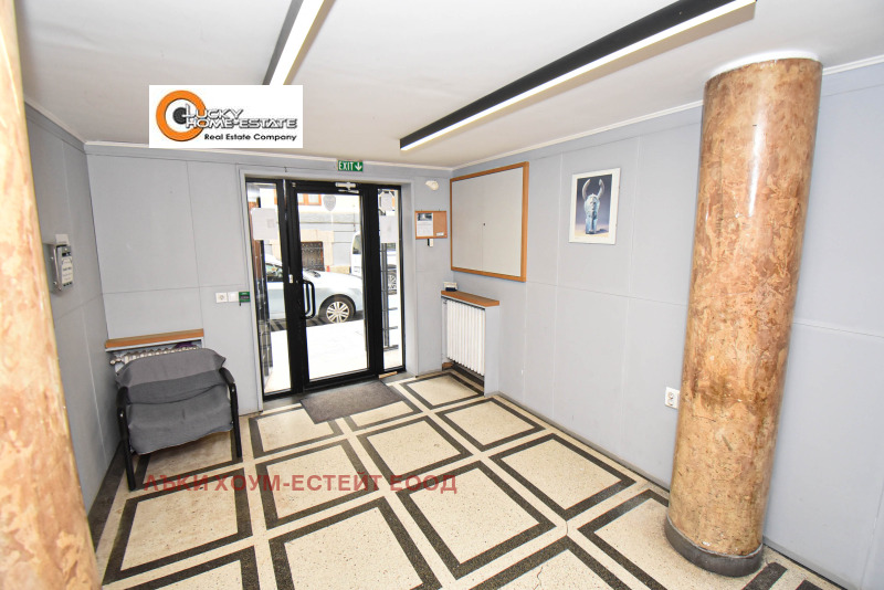 A louer  Bureau Sofia , Tsentar , 78 m² | 30715976 - image [8]