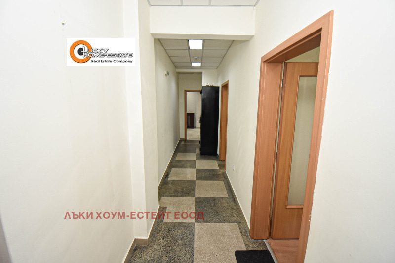 A louer  Bureau Sofia , Tsentar , 78 m² | 30715976 - image [3]