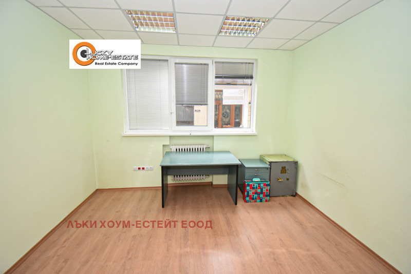 A louer  Bureau Sofia , Tsentar , 78 m² | 30715976 - image [6]