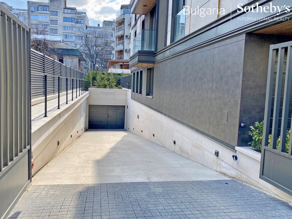 Дава под наем 3-СТАЕН, гр. София, Лозенец, снимка 17 - Апартаменти - 53872954