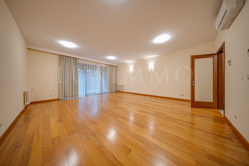 Дава под наем КЪЩА, гр. София, Бояна, снимка 2 - Къщи - 52694197