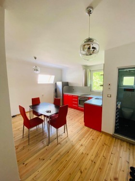 Maisonette Jaworow, Sofia 1