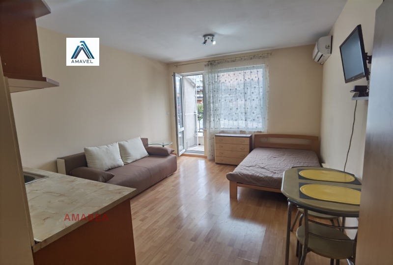 De inchiriat  Studio Sofia , Studentsci grad , 31 mp | 86465355
