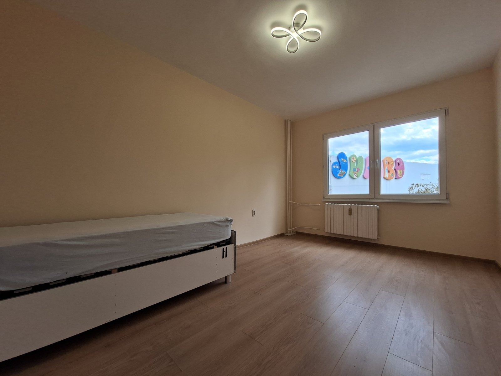 ���� ��� ���� 2-����� | Imot.bg � ����������� 12