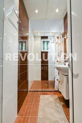    3- | Imot.bg    8