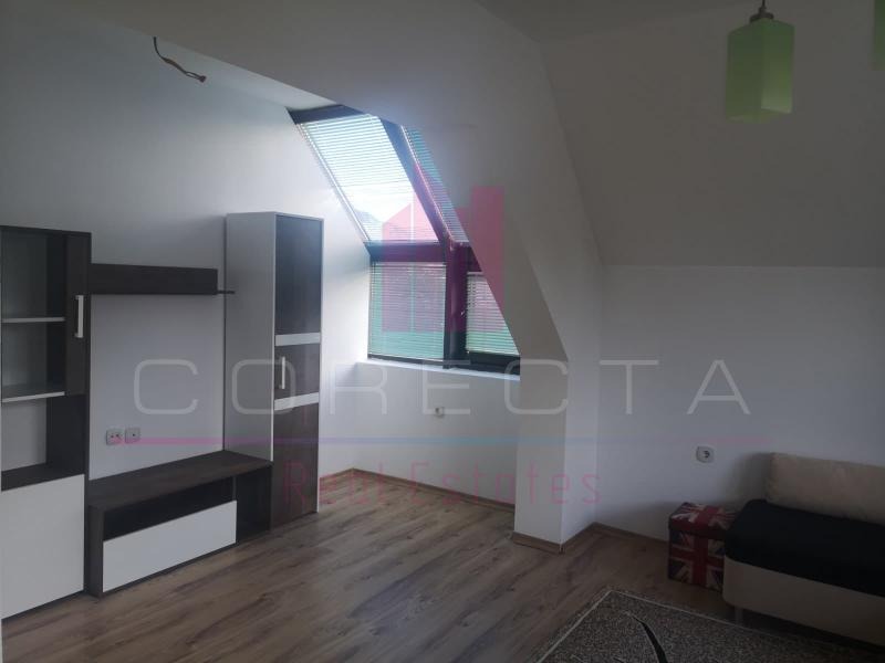 De inchiriat  1 dormitor Ruse , Țentâr , 65 mp | 91056472