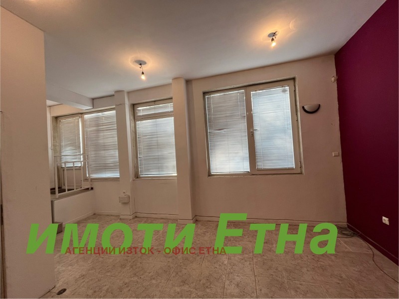 Vuokrattavana  Myymälä Sofia , Levski , 70 neliömetriä | 51797772 - kuva [2]