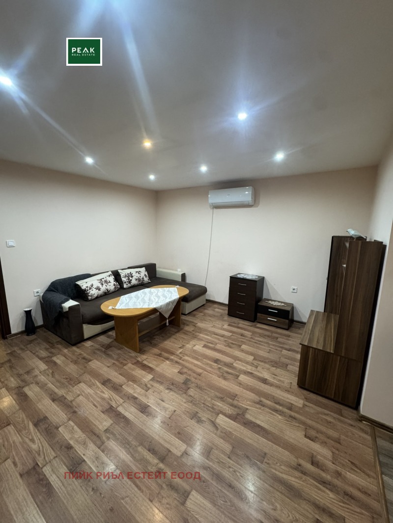 Дава под наем 3-СТАЕН, гр. София, Малинова долина