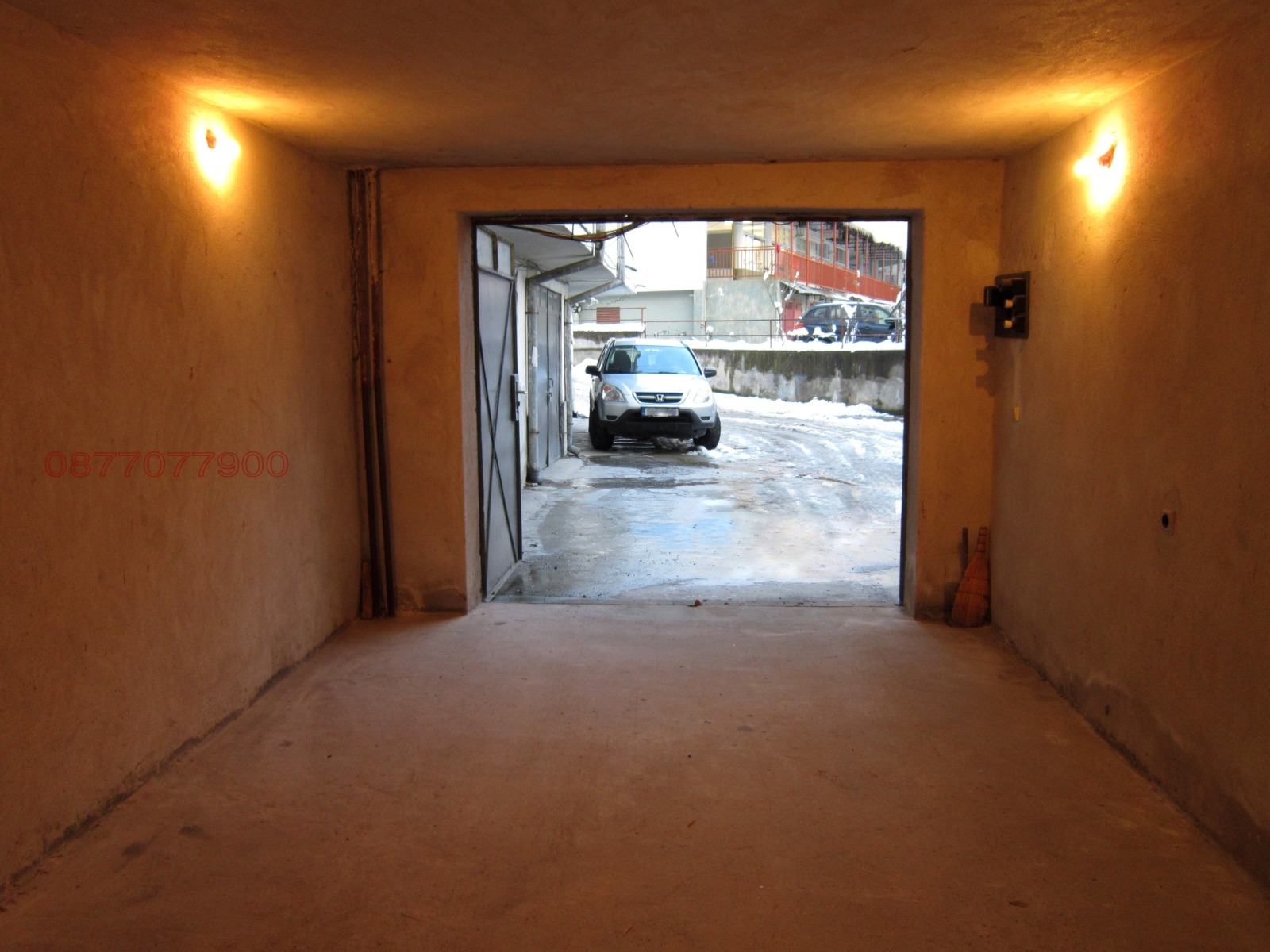 Дава под наем ГАРАЖ, ПАРКОМЯСТО, гр. Велико Търново, Колю Фичето