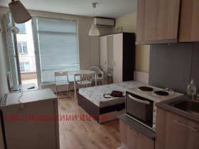 Estudio Studentski grad, Sofia 1