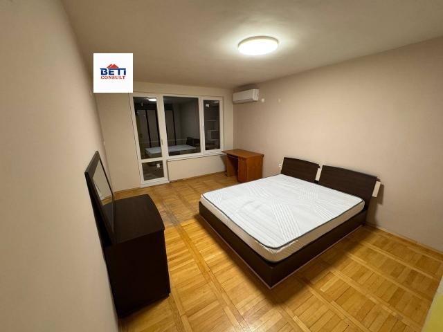 Дава под наем СТАЯ, гр. София, Овча купел 1