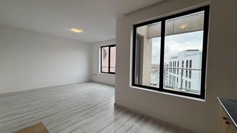 En renta  1 dormitorio Plovdiv , Vastanicheski , 72 metros cuadrados | 65771070