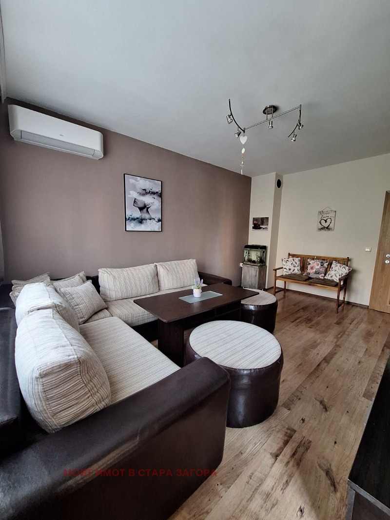 Издаје се  2 спаваће собе Стара Загора , Три чучура - југ , 64 м2 | 44989281