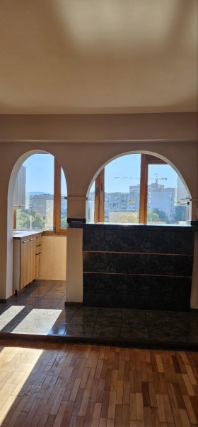 1 chambre Lyulin 6, Sofia