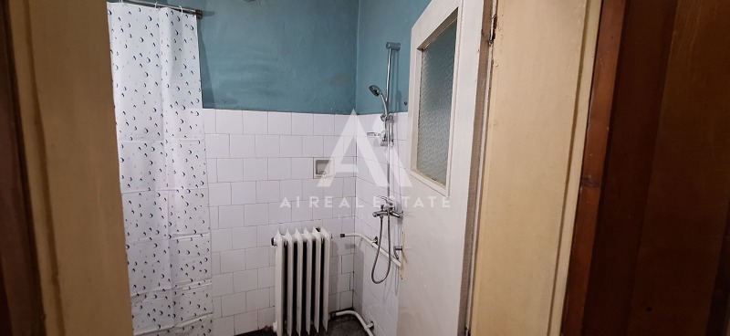 Дава под наем  2-стаен град Плевен , Идеален център , 65 кв.м | 14912275 - изображение [8]
