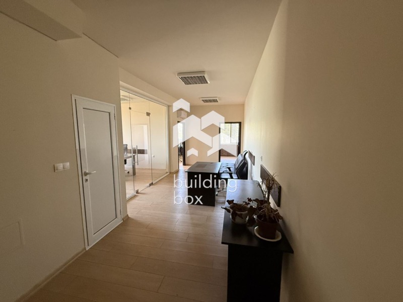 Te huur  Kantoor Plovdiv , Industrialna zona - Sever , 118 m² | 48353113 - afbeelding [8]