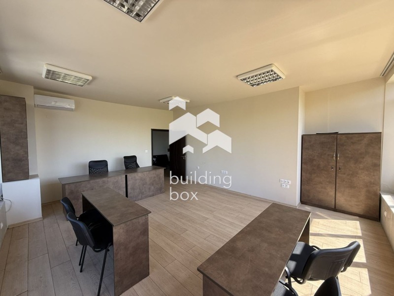 Te huur  Kantoor Plovdiv , Industrialna zona - Sever , 118 m² | 48353113 - afbeelding [3]