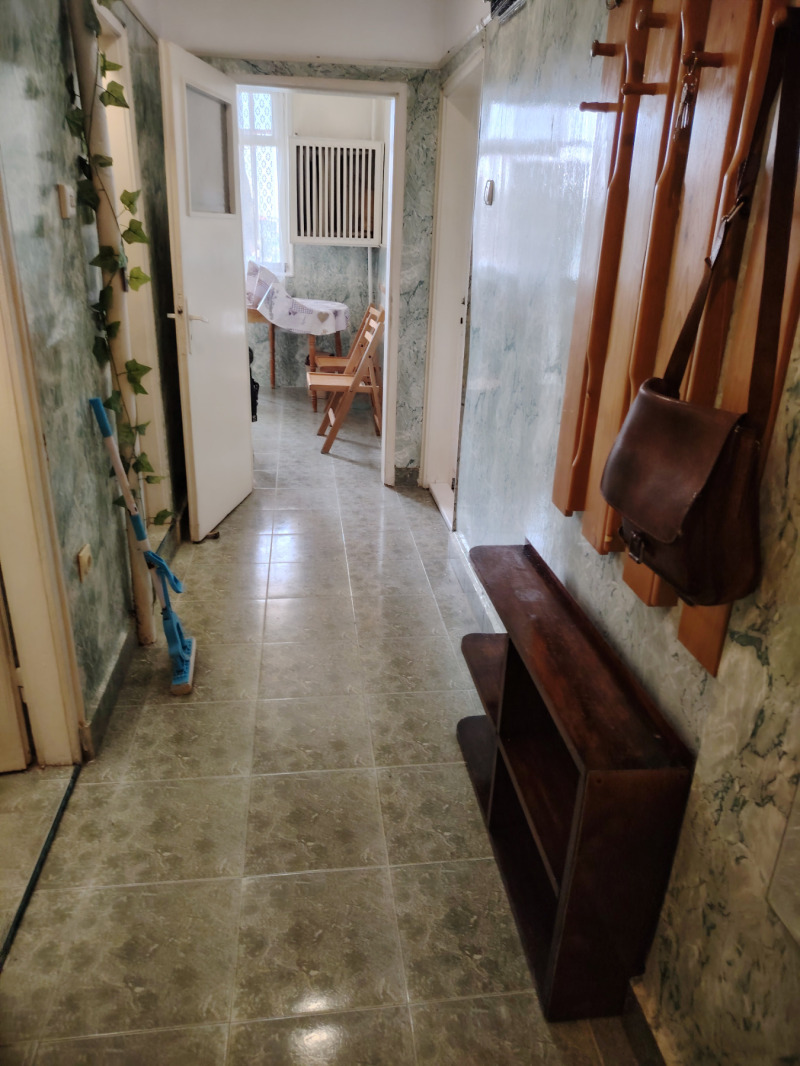 Дава под наем 2-СТАЕН, гр. Плевен, Идеален център