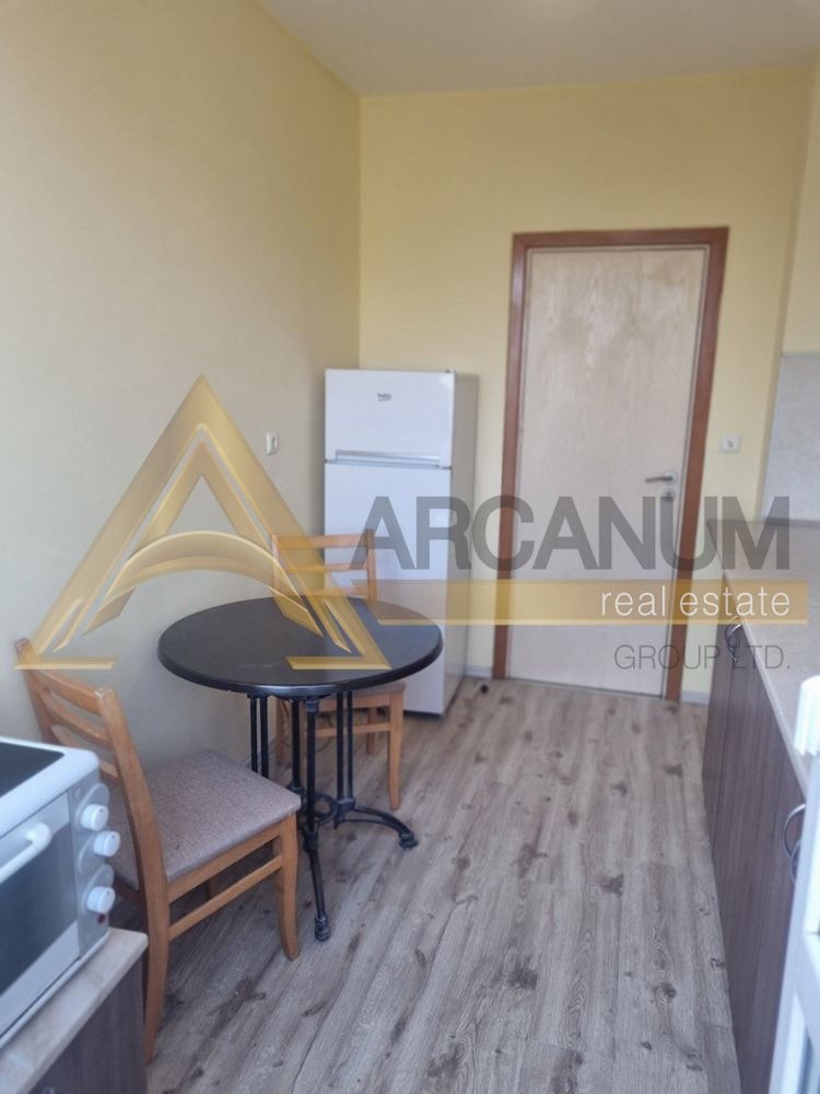Дава под наем МНОГОСТАЕН, гр. Варна, Погреби, снимка 2 - Апартаменти - 54249582