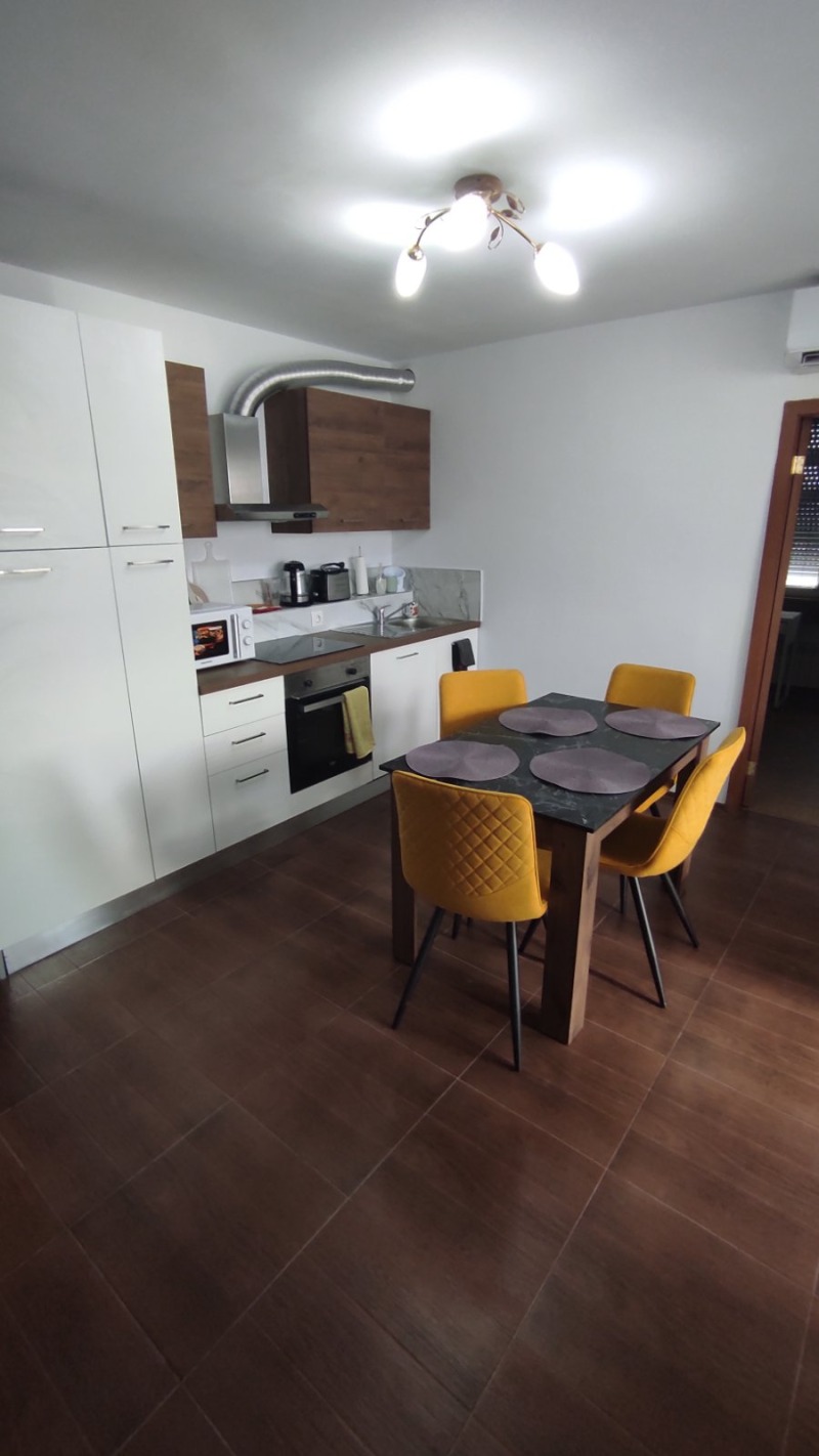 Дава под Наем 2-СТАЕН в град София, Център - 70 кв.м / 749 € » 1 464.92 лв.