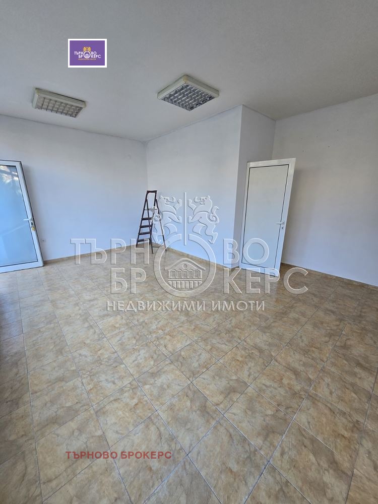 Дава под наем ОФИС, гр. Велико Търново, Колю Фичето, снимка 3 - Офиси - 53735650