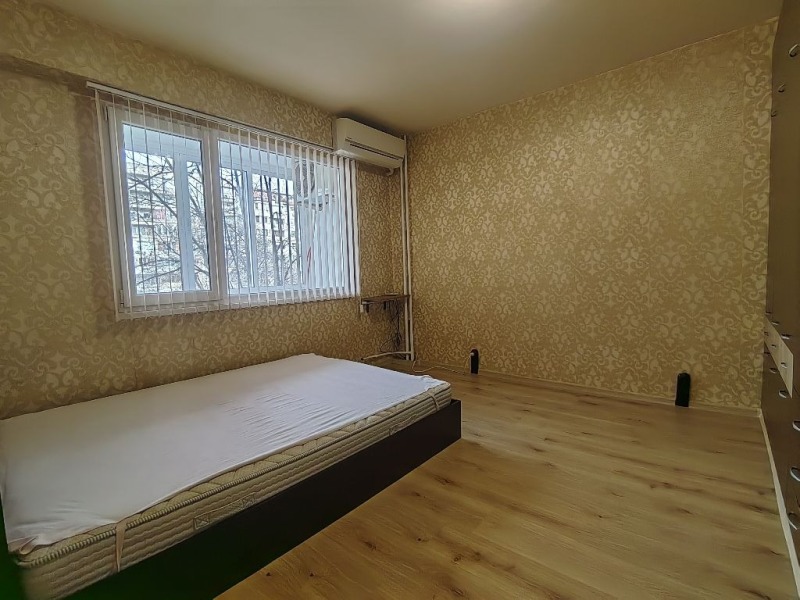 Дава под наем 2-СТАЕН, гр. София, Люлин 4, снимка 5 - Апартаменти - 53223097