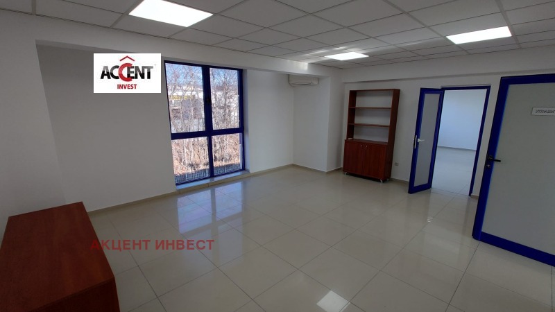 Til leje  Kontor Varna , Zapadna promishlena zona , 52 kvm | 82054772 - billede [2]