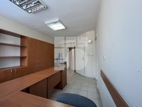 Office Lyatno kino Trakiya, Varna 2