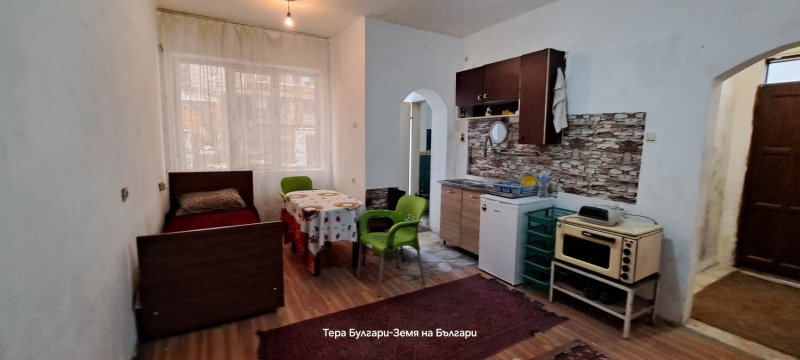 Дава под наем 1-СТАЕН, гр. Перник, Център