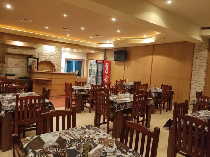 Дава под нем  Заведение, град Шумен, Център • 1 300 EUR • ID 49341901 — holmes.bg - [1] 