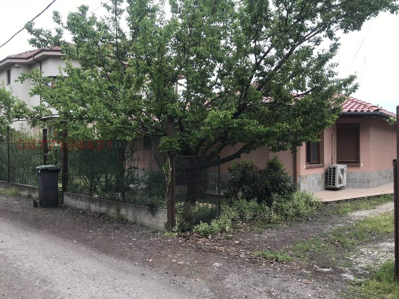 Дава под наем КЪЩА, с. Златитрап, област Пловдив, снимка 2 - Къщи - 55895693